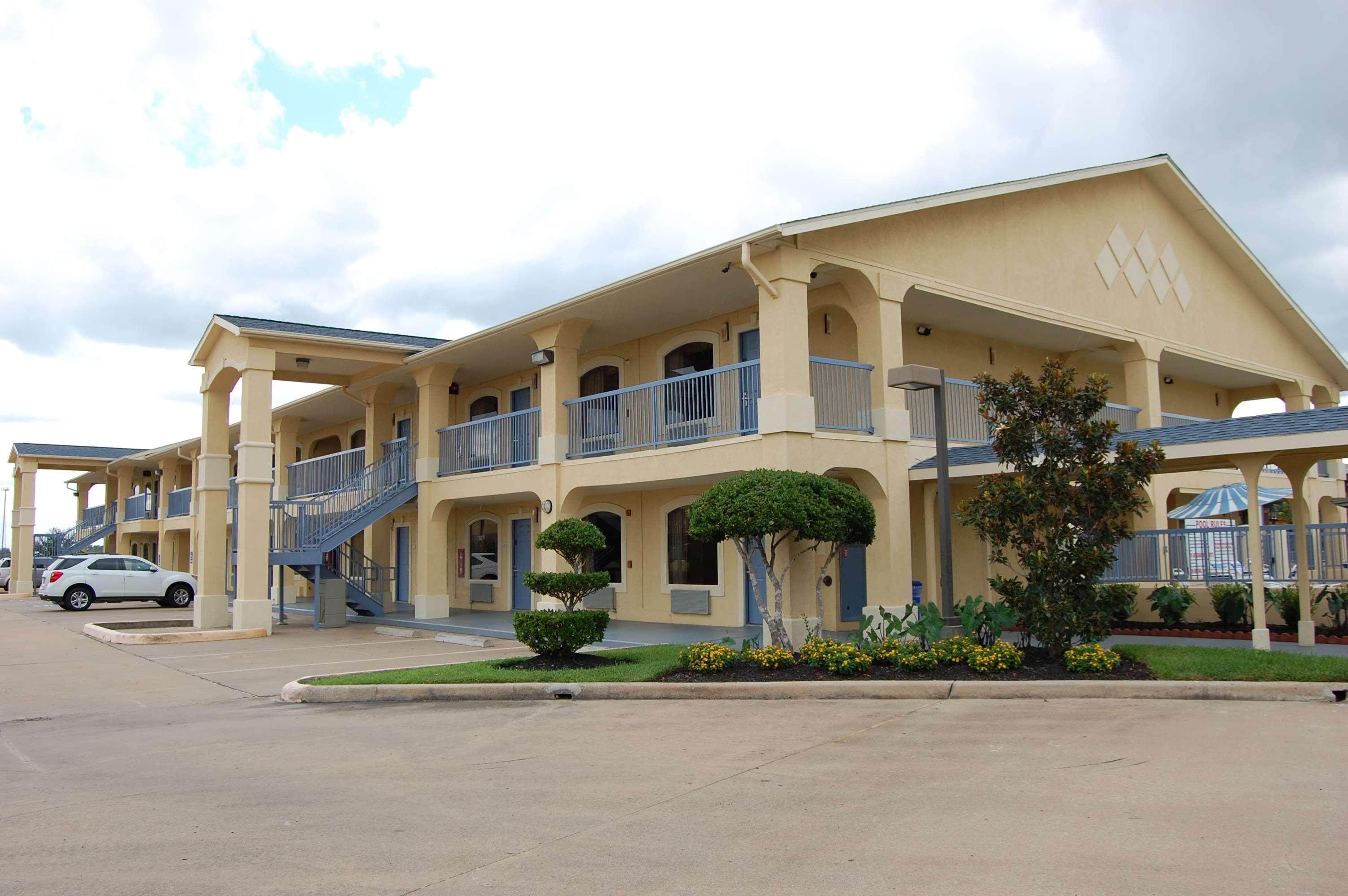 Best Western Angleton Inn Exterior photo
